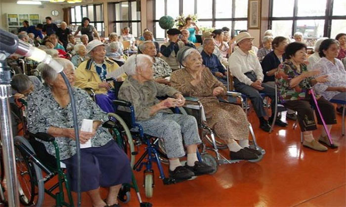 permasalahan lanjut usia di jepang