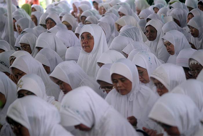 Sifat Terbaik Wanita Dalam Islam